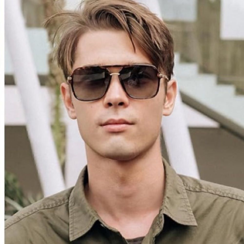 RetroโAviatorโsunglassesโ